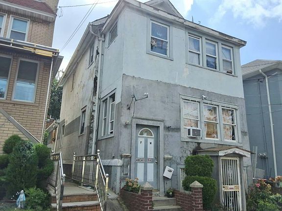 2nd image of 4841 58th Pl