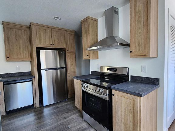 3rd image of 4480 N Bonner St