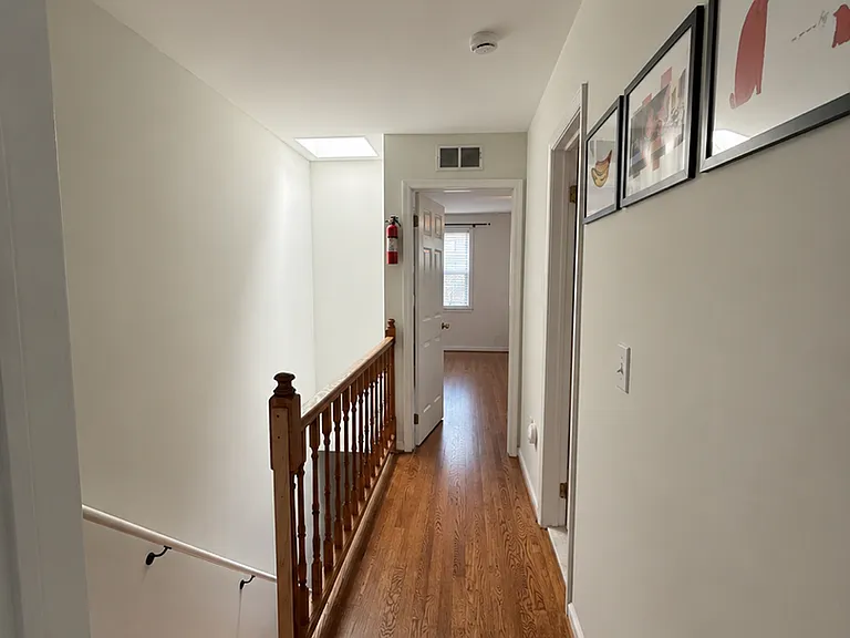 2517 Webster St — Photo 9