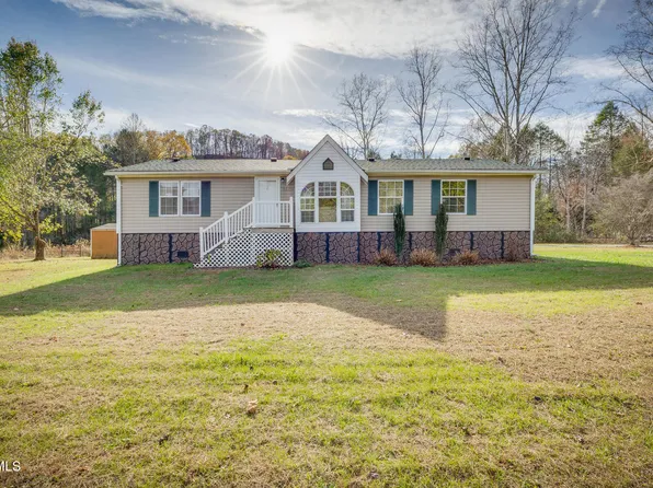 3229 Big Stoney Creek Rd, Dungannon, VA 24245