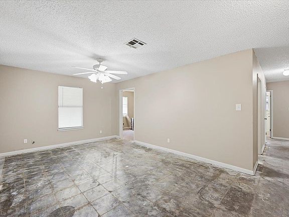 2nd image of 335 Richlightered St