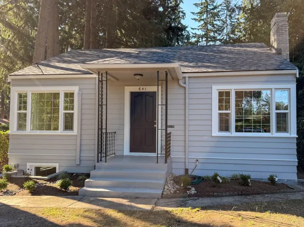 641 NW 180th St, Seattle, WA 98177