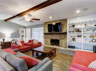 10221 Little Pond Dr, Oklahoma City, OK 73162
