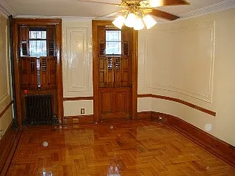 Rented by R New York