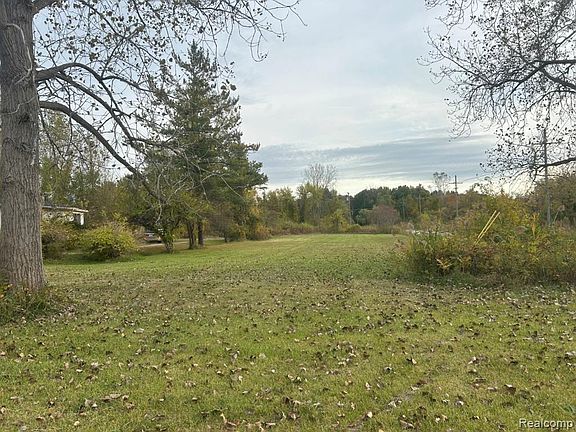 4th image of 3369 Dove Rd