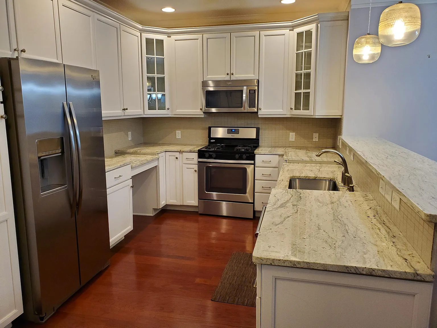 213 Center Meadow Ln — Photo 1