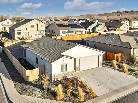 3rd image of 1664 Picetti Way