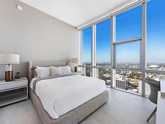 5th image of 851 NE 2nd Ave Floor 5112
