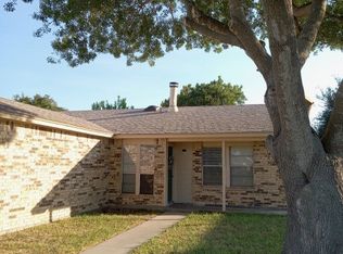 1125 Selkirk Dr, Corpus Christi, TX 78418