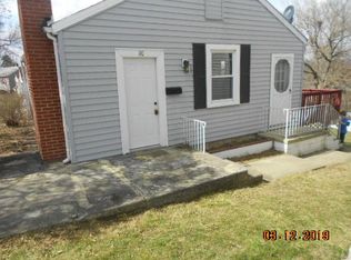 110 Monroe St, Radford, VA 24141