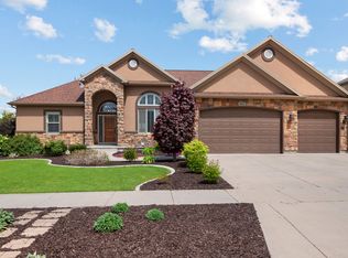 483 E Crystal Spring Dr, Draper, UT 84020