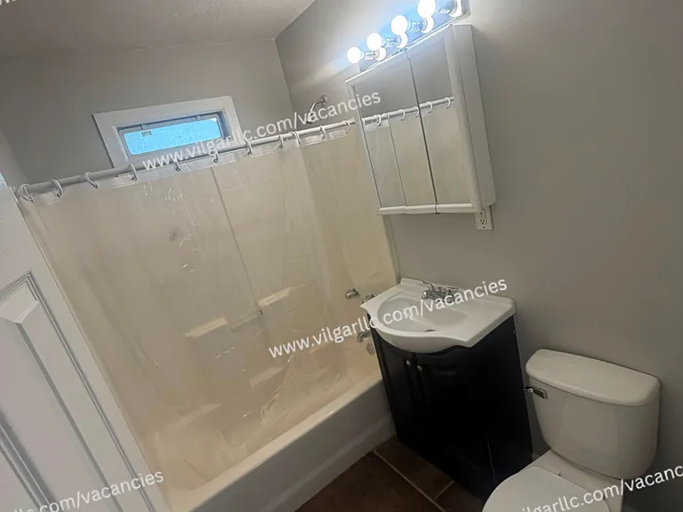 1916 Williams St — Photo 11