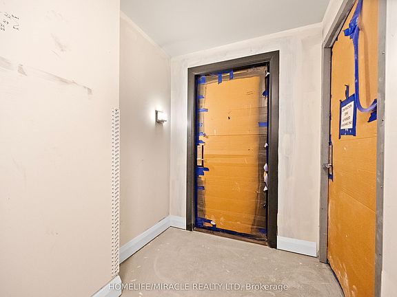 4th image of 38 Annie Craig Dr #607