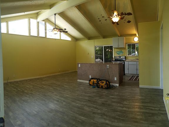 2nd image of 16-2052 Vanda Dr #B