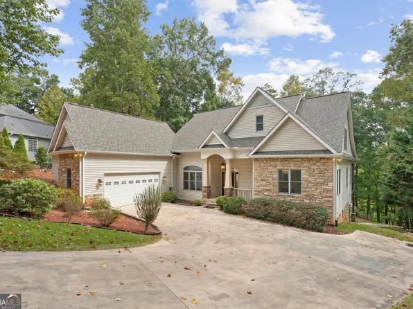 124 S Shore Dr, Fair Play, SC 29643