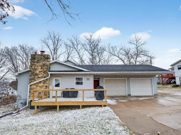 304 Holland Lane, Hollandale, WI 53544