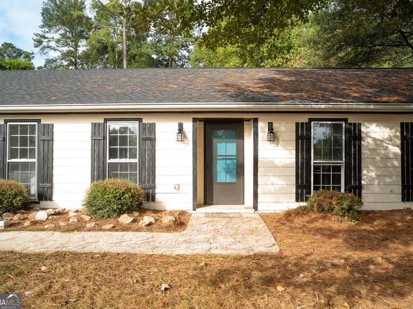 2821 Fieldstone Dr SE, Conyers, GA 30013