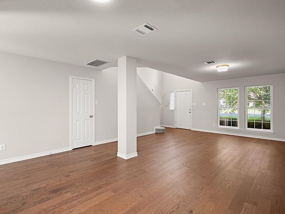 2nd image of 17841 Park Valley Dr