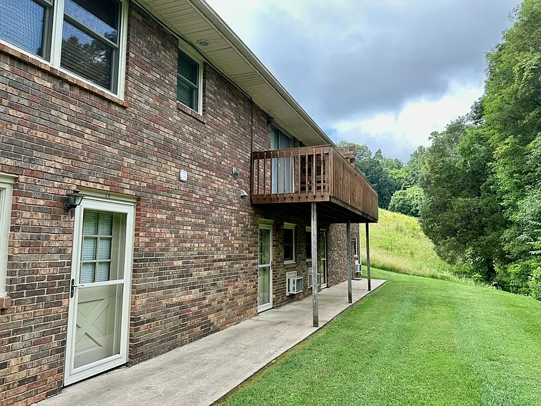 1500 Narrow Ln — Photo 17
