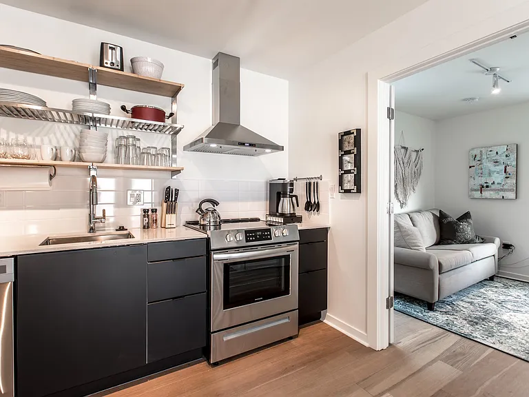 60 E 32nd St #1 — Photo 17