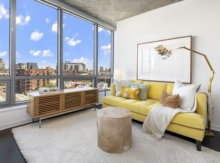 Reside on Green Street, Chicago, IL 60642