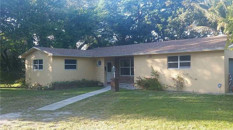 1st image of 5701 La Luneta Ave