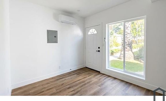 5th image of 428 W Regent St #F