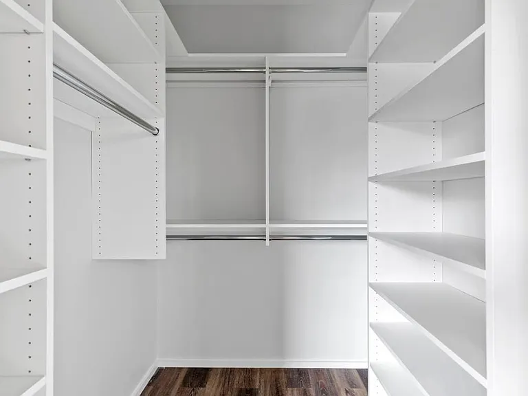 "Pembroke" - 2BR 2 1/2 BA @ 3 Park Street