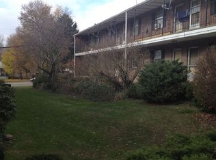 1767 S Arlington St APT 5, Akron, OH 44306