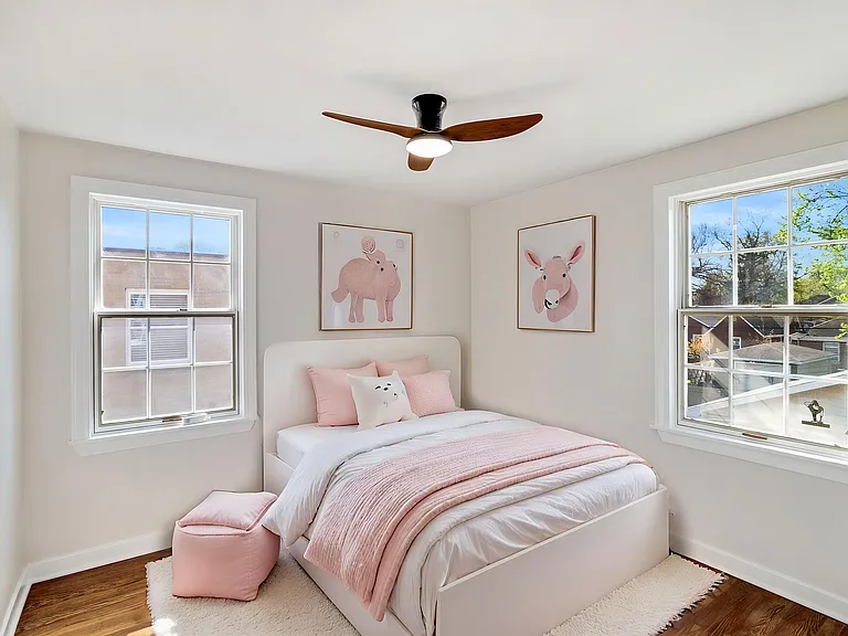 248 Adelaide Pl — Photo 9