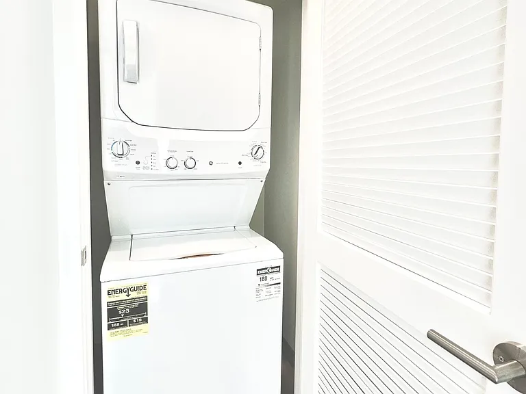 In-Unit Washer and Dryer