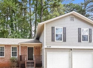 4153 Cedar Ridge Trl, Stone Mountain, GA 30083