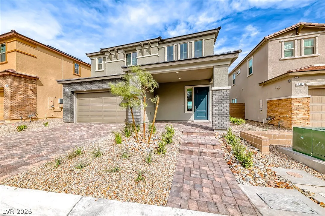 5 bed, 3.5 bath, 3089 sqft, $4,795 — Photo 1