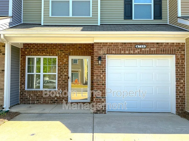 Building Photo - 4708 Pepperstone Ln