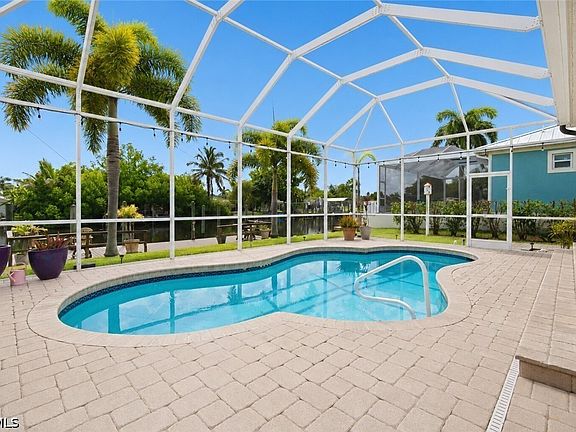 4th image of 2138 Barbados Ave