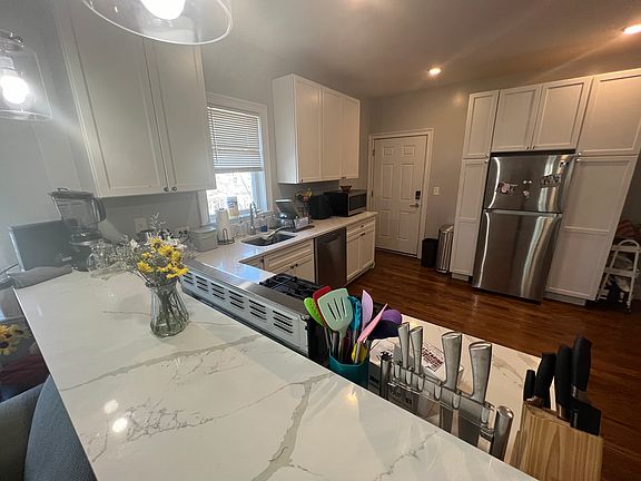 3rd image of 337 Highland Ave #2