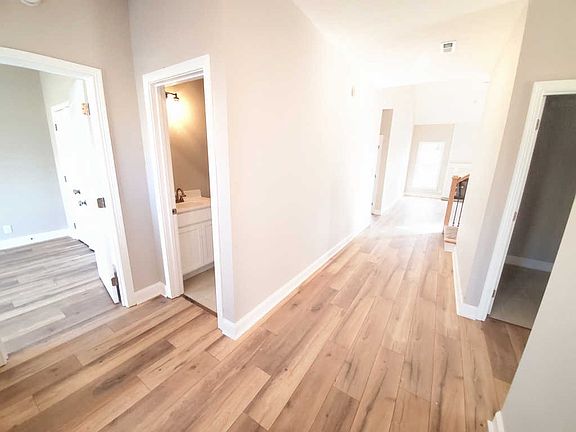 3rd image of 77 Reserve At Hickory Wild