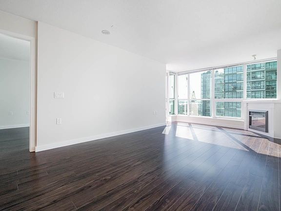 2nd image of 188 Esplanade E #704