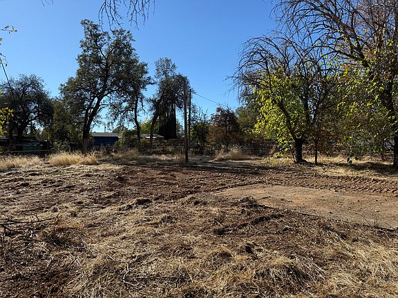 4th image of 12096 Elaine Dr