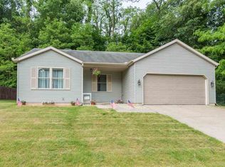 2513 Emerson Forest Pkwy, South Bend, IN