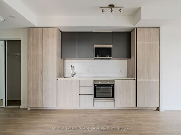 3rd image of 28 Widmer St #3023