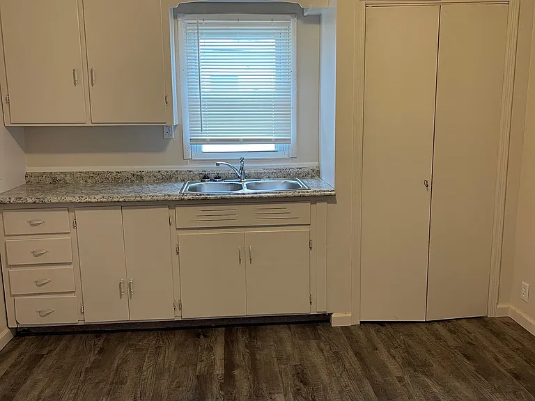 27 Howard Dr — Photo 17