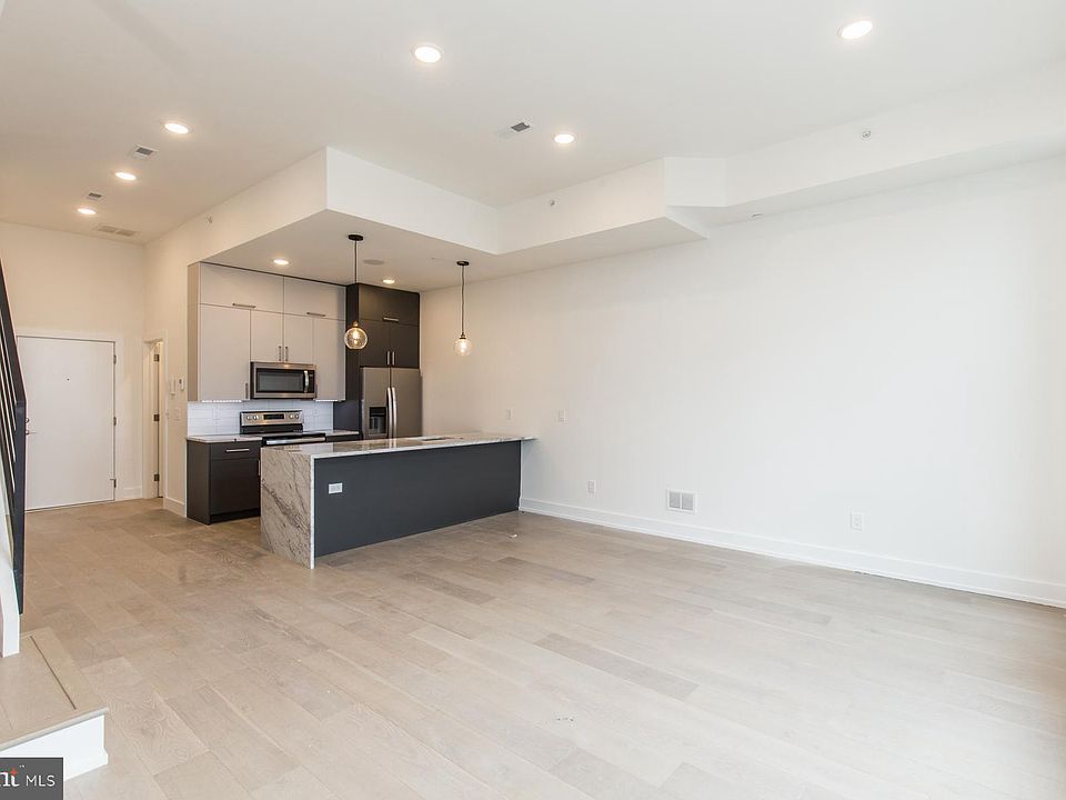1st image of 1339 N Marston St #3