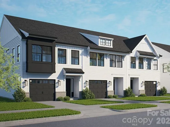 7450 Mashburn Dr, Charlotte, NC 28269