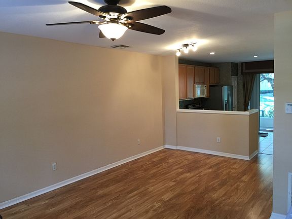 3rd image of 1022 Vineland Pl