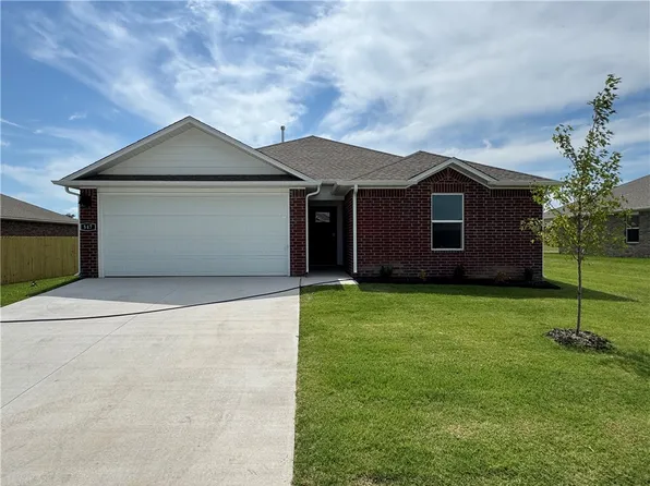 547 Nevada St, Farmington, AR 72730