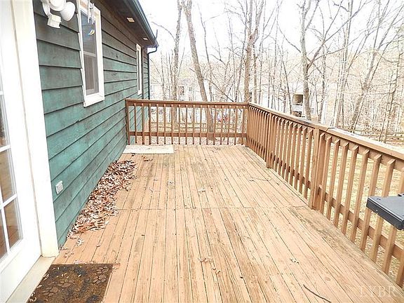 5th image of 101 Bridle Rock Ct