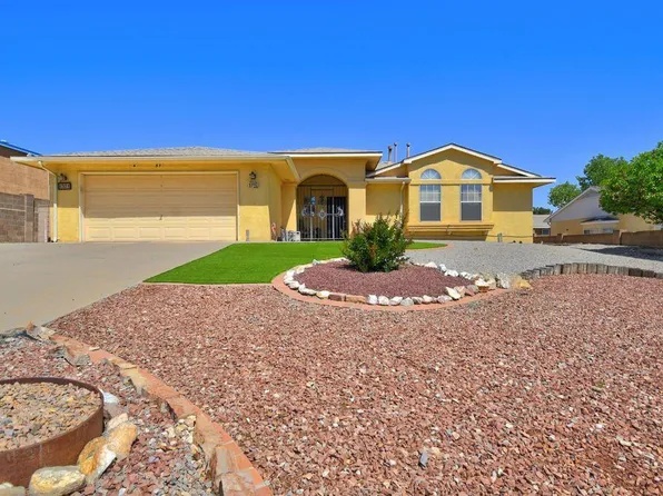 37 Castle Rock Rd SE, Rio Rancho, NM 87124