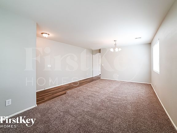 4th image of 7217 N 72nd Dr