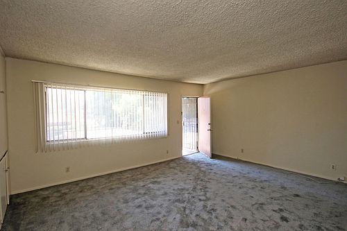3rd image of 686 Earlham St #7
